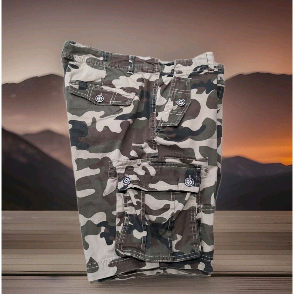 DITCH PLAINS CAMO CARGO SHORTS MEN'S SIZE 34 X 9" STRETCH EUC